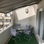T3 Lumineux Climatise - Piscine, Garage & Wifi *