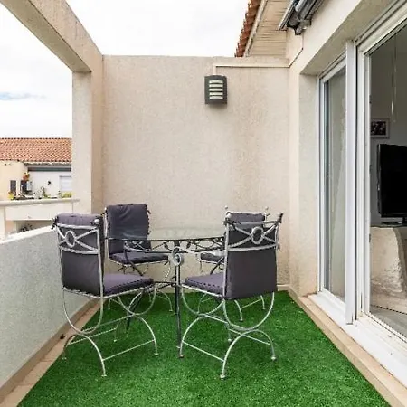 T3 Lumineux Climatise - Piscine, Garage & Wifi