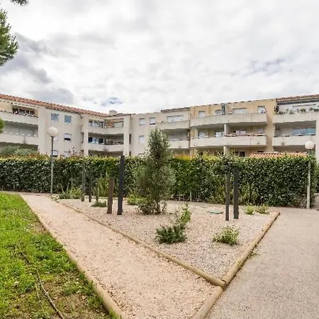 T3 Lumineux Climatise - Piscine, Garage & Wifi