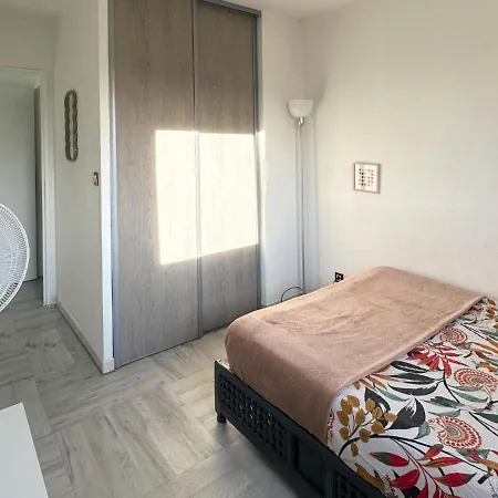 T3 Lumineux Climatise - Piscine, Garage & Wifi *